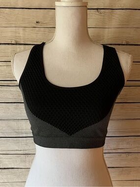 La + Image Black Seamless Textured Sports Bra Everyday Support Size M/L
